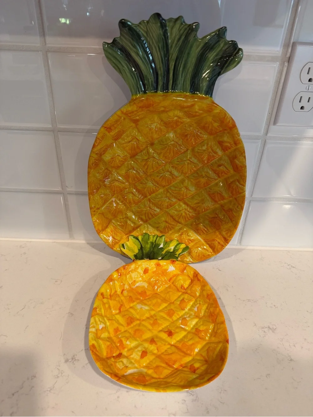 OUTDOOR COLLECTION Set of 2 Pineapple Serving Bowls